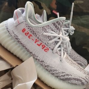 Yeezy Bluetint